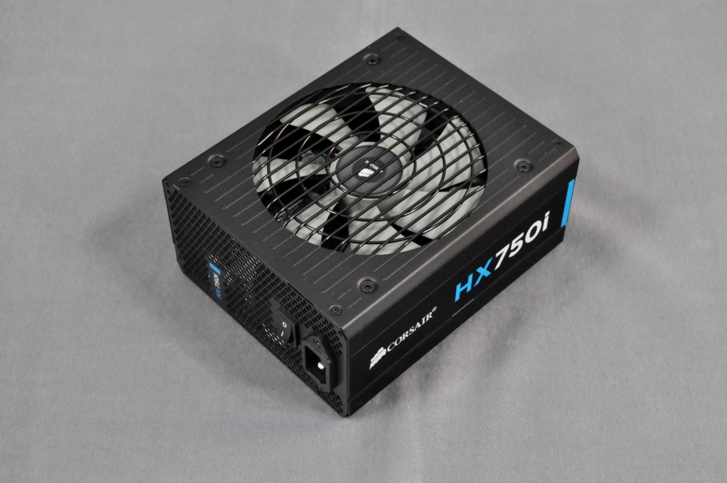 Fuente de Poder / Alimentación EVGA | BFX | 80 Plus | tecnomega
